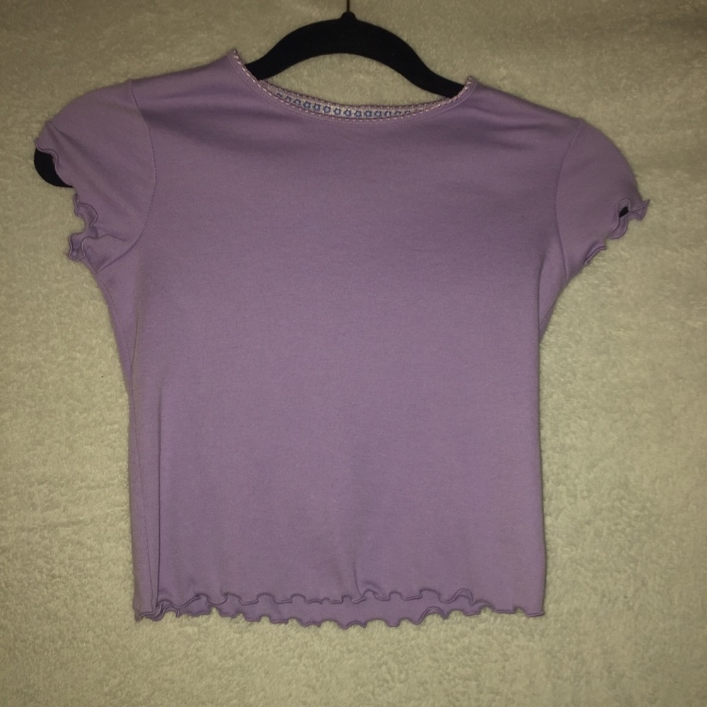 Lilac kid top/ perfect for a crop top